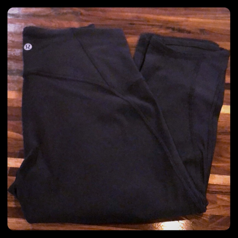 NWOT speed crop Lululemon